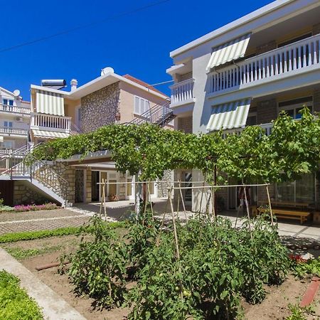 Apartments Konta City Center Vodice Luaran gambar