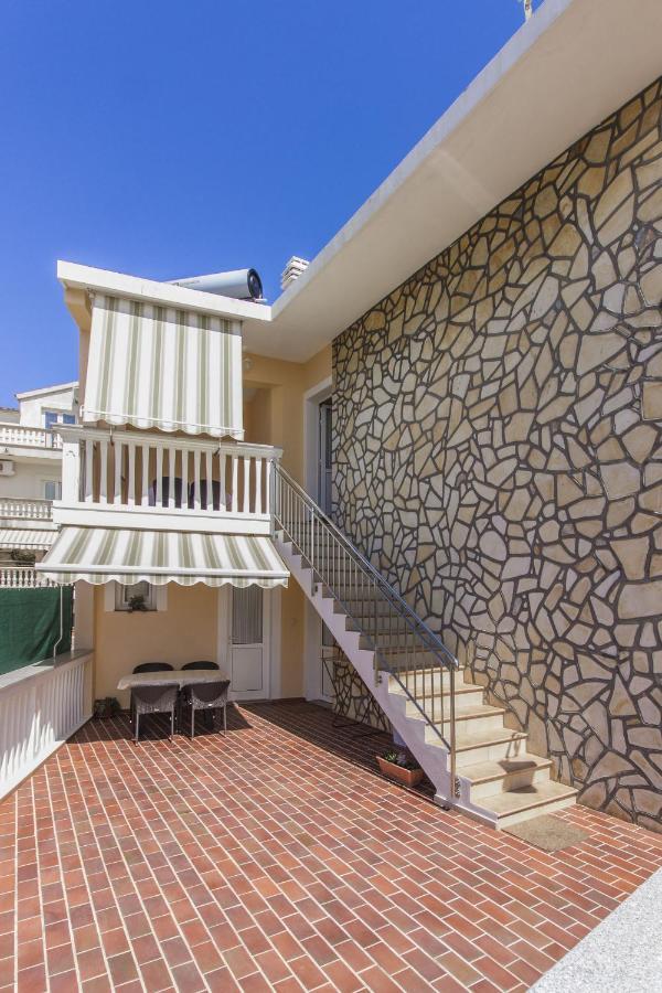 Apartments Konta City Center Vodice Luaran gambar