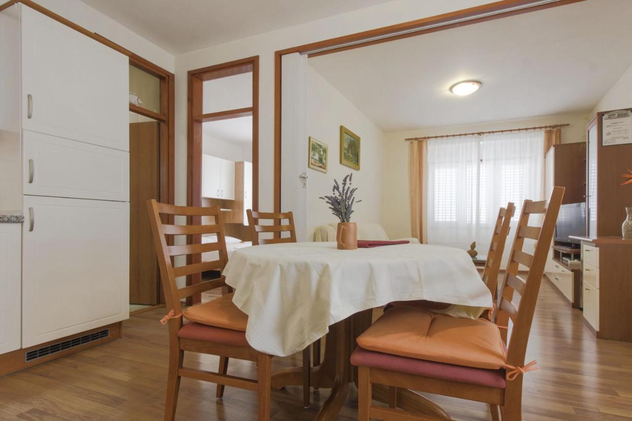 Apartments Konta City Center Vodice Luaran gambar