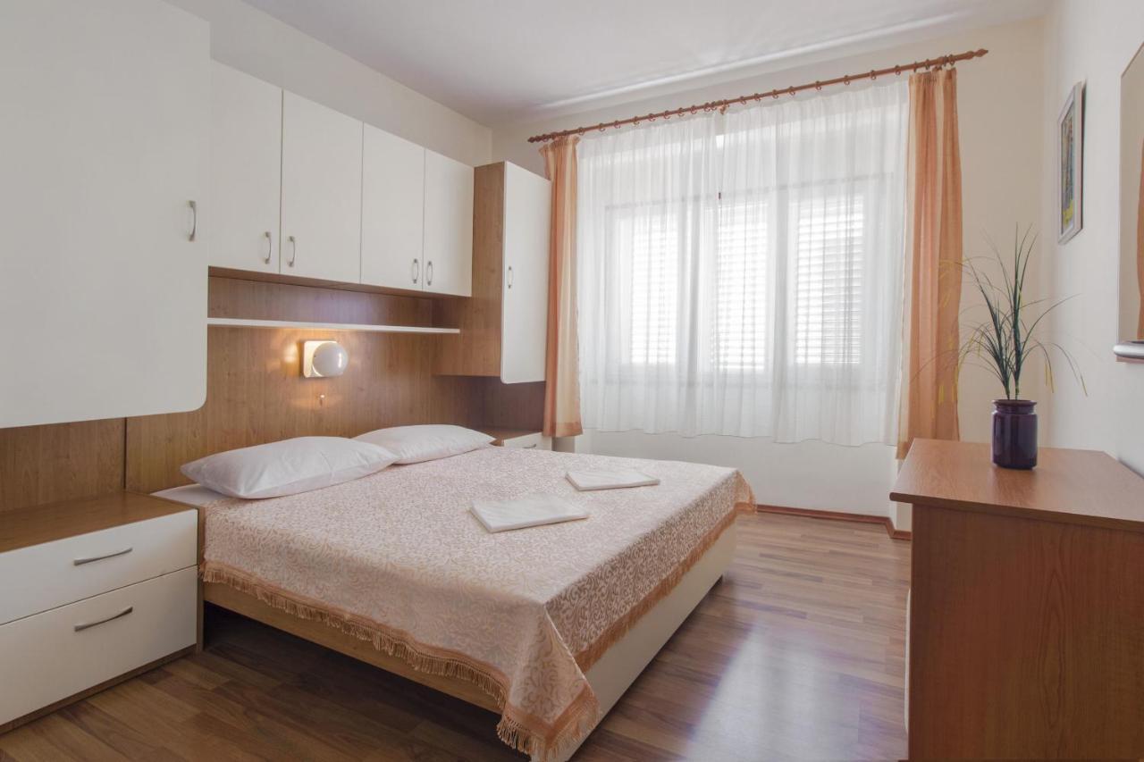 Apartments Konta City Center Vodice Luaran gambar