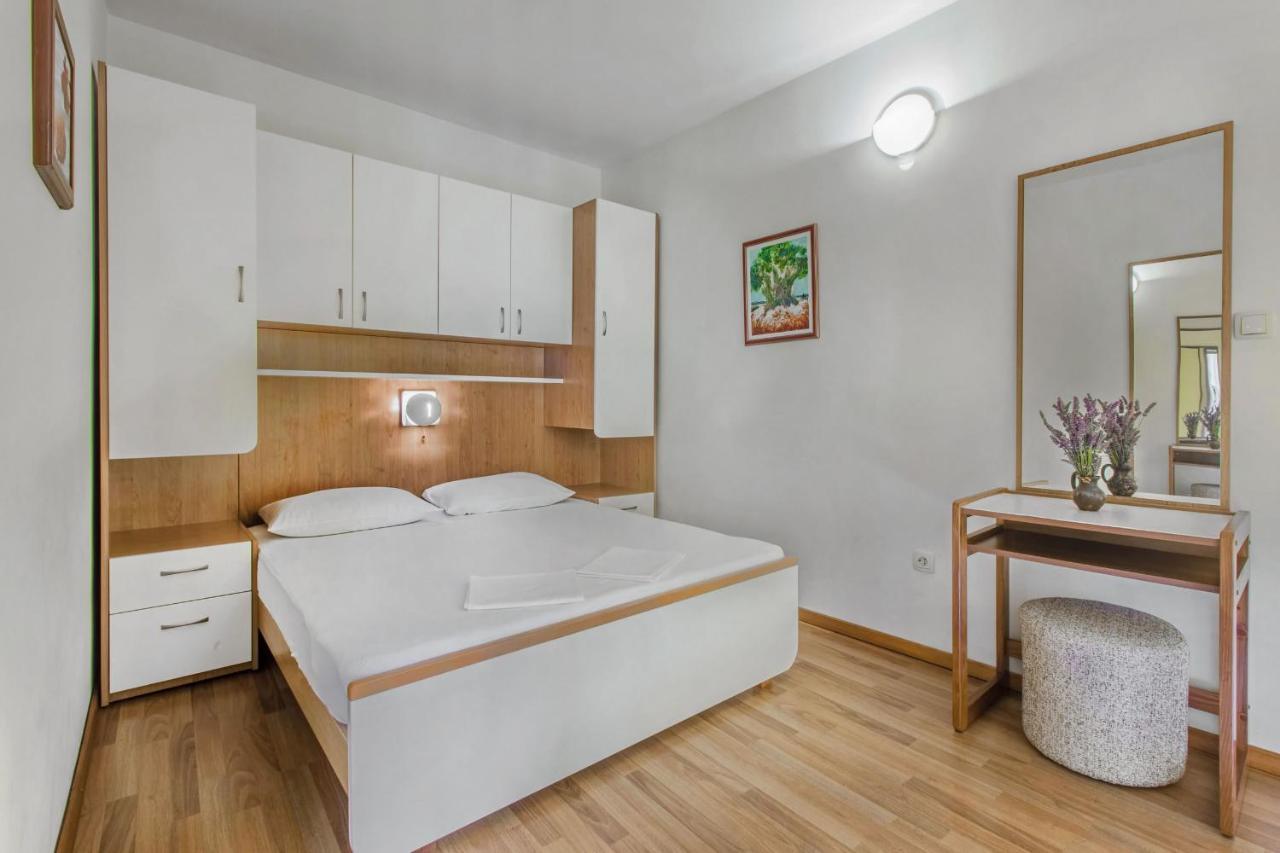 Apartments Konta City Center Vodice Luaran gambar
