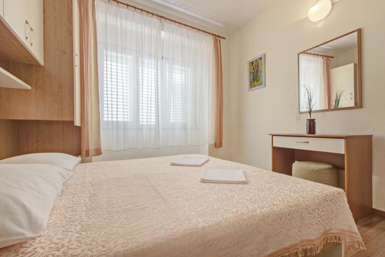 Apartments Konta City Center Vodice Luaran gambar