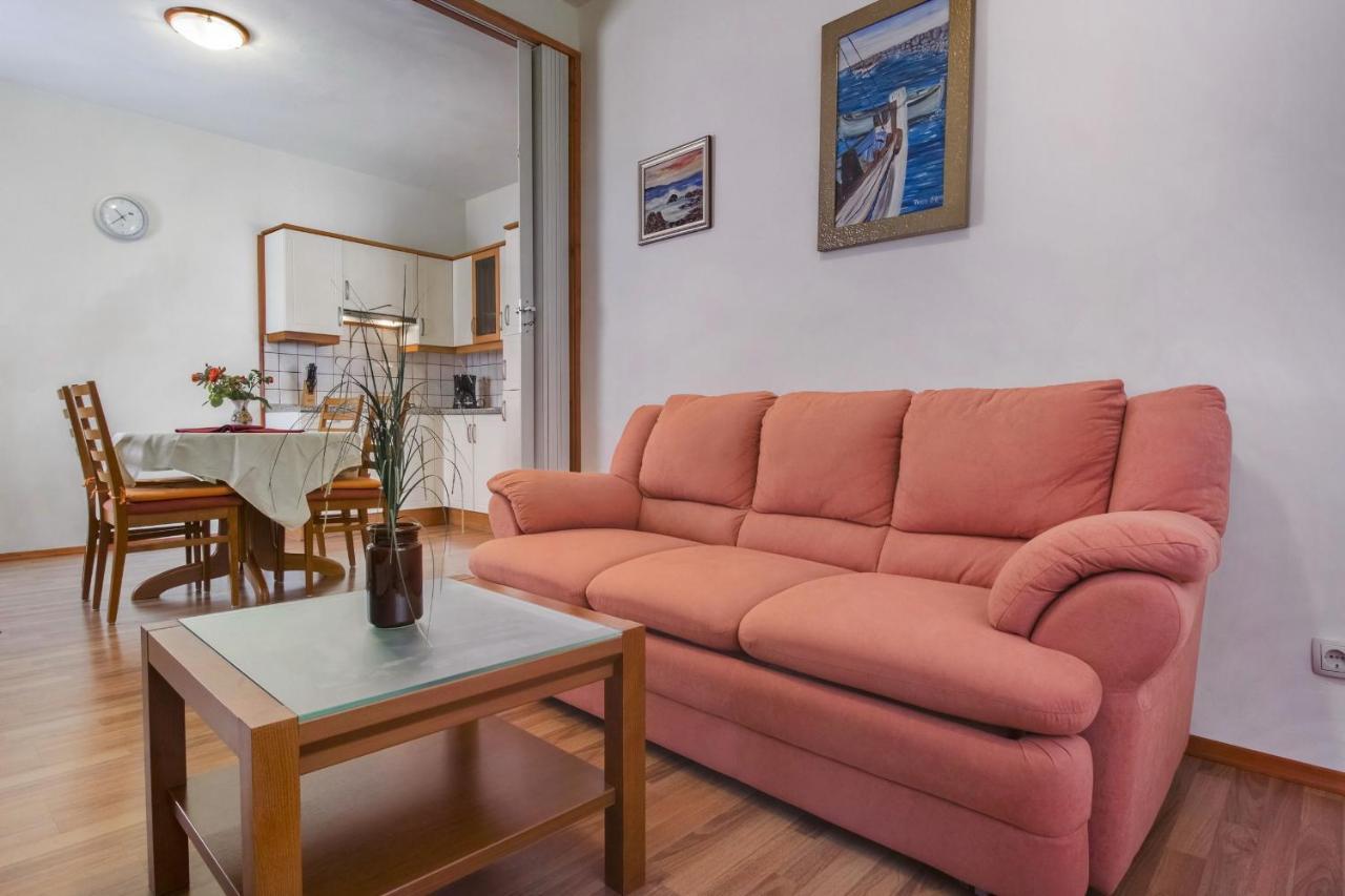 Apartments Konta City Center Vodice Luaran gambar