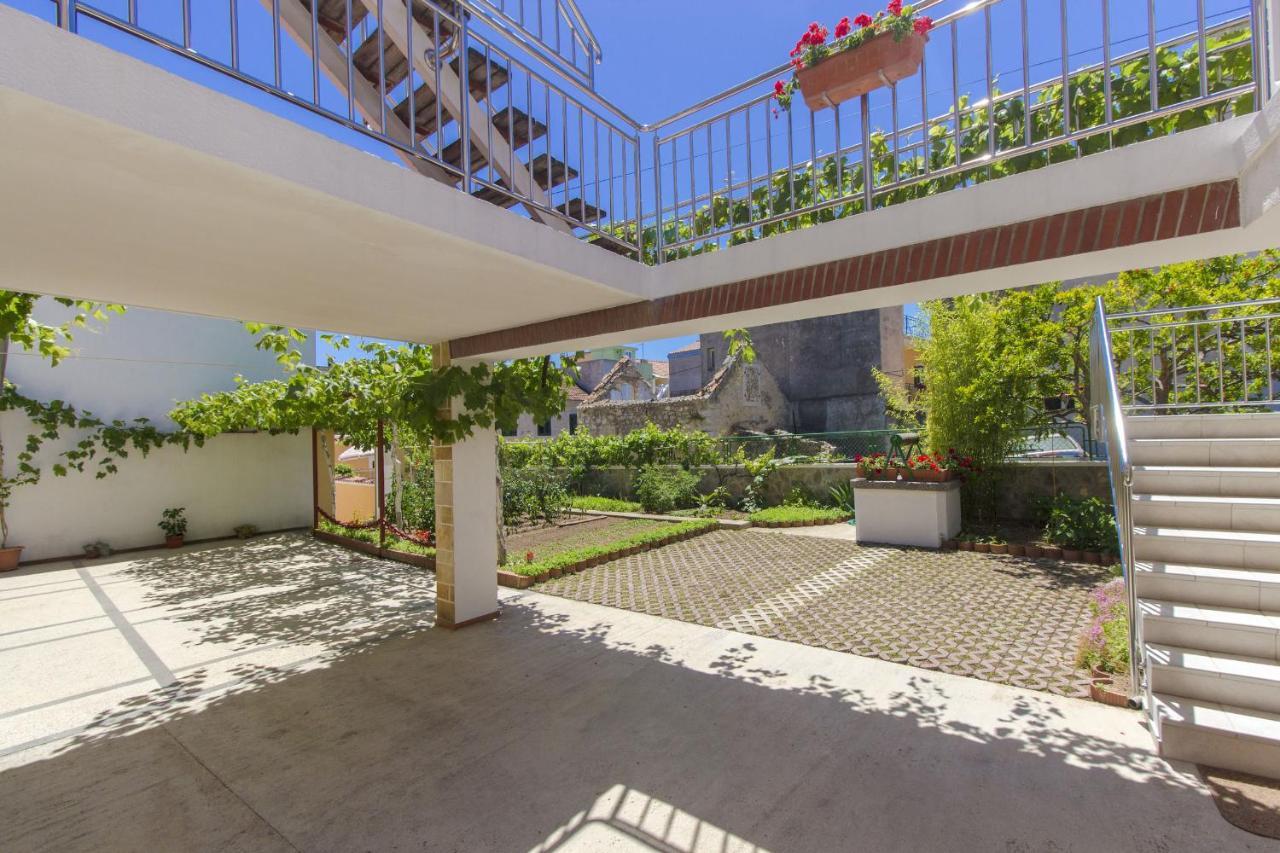 Apartments Konta City Center Vodice Luaran gambar