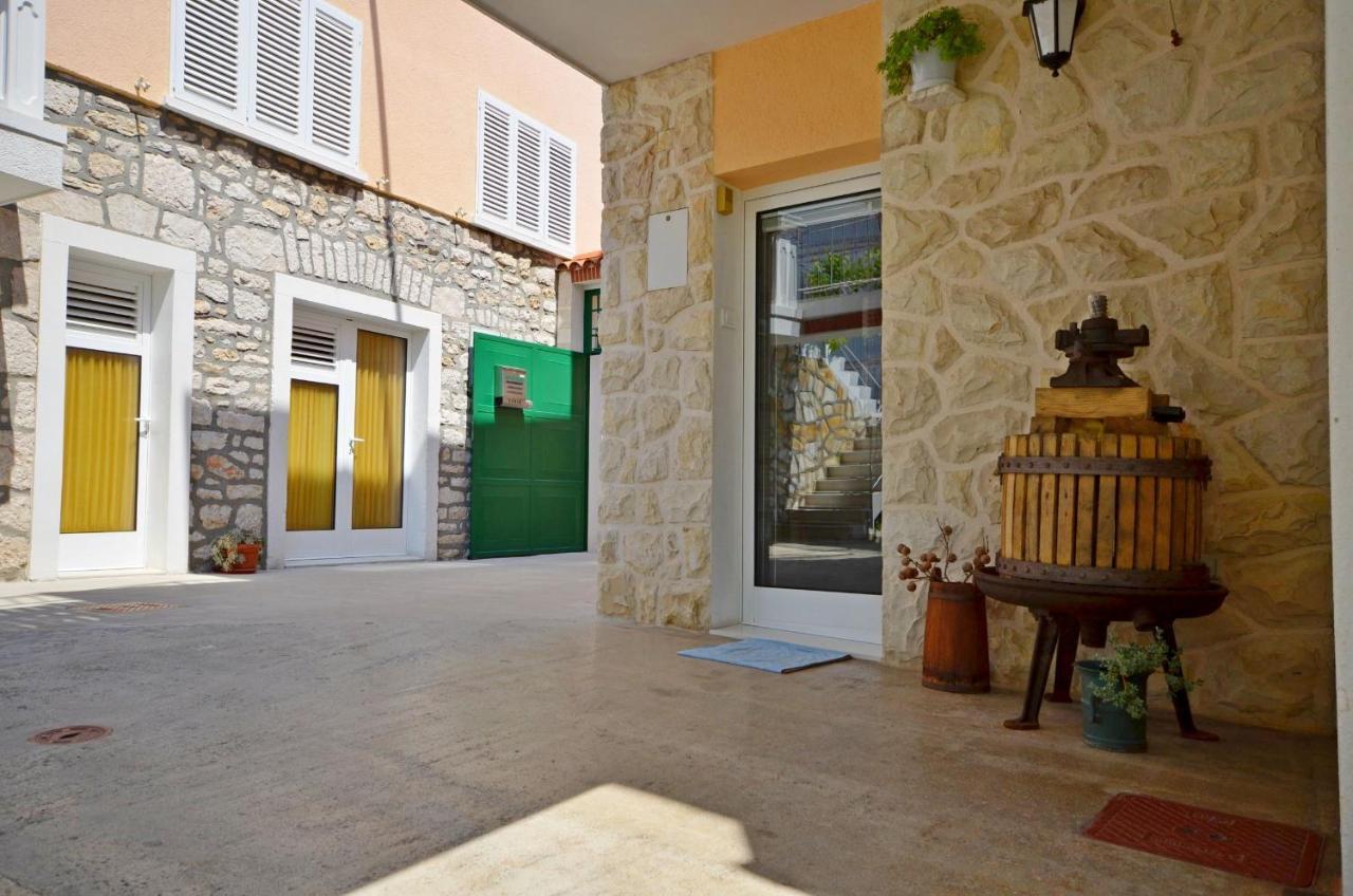Apartments Konta City Center Vodice Luaran gambar