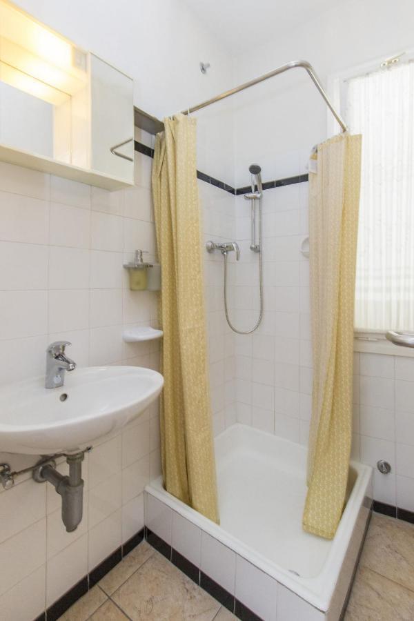 Apartments Konta City Center Vodice Luaran gambar