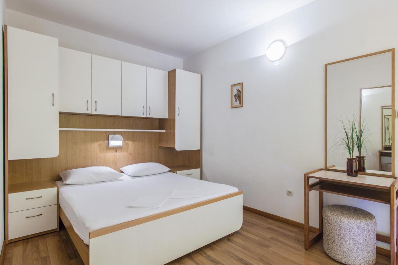Apartments Konta City Center Vodice Luaran gambar