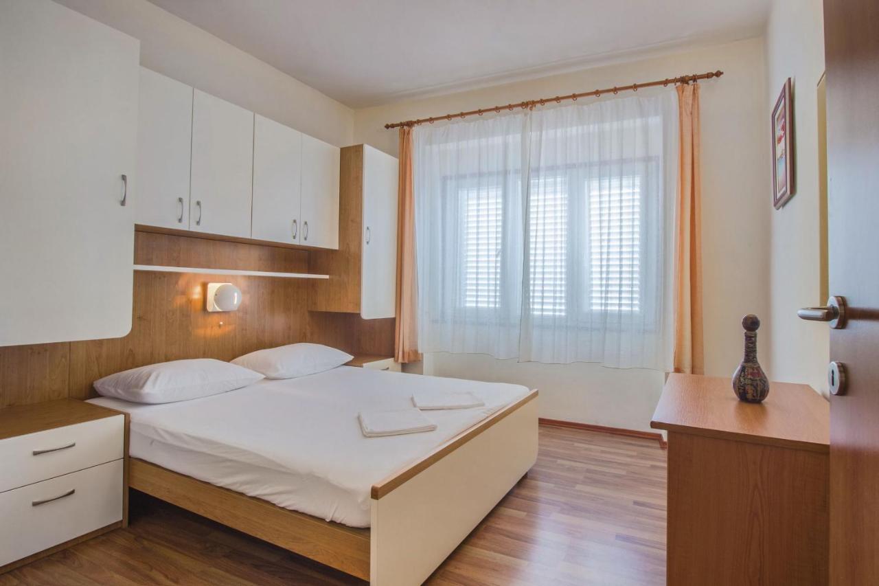 Apartments Konta City Center Vodice Luaran gambar