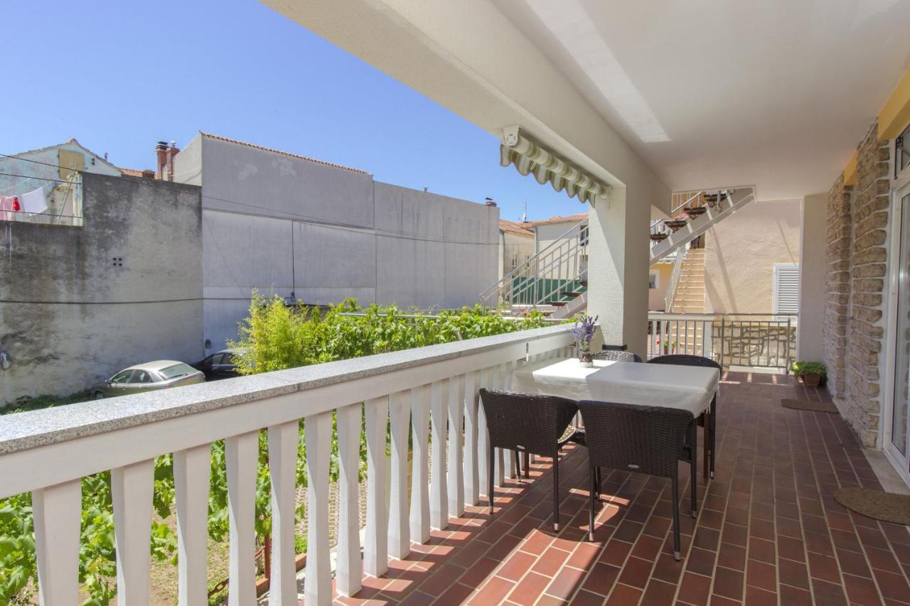 Apartments Konta City Center Vodice Luaran gambar